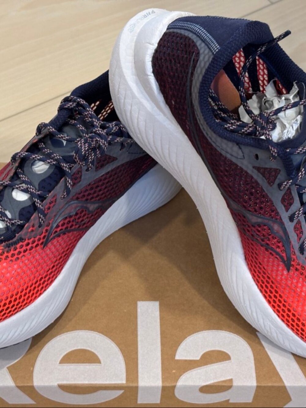 Saucony Endorphin Pro 3 Running Shoes Womens 10 Red Navy